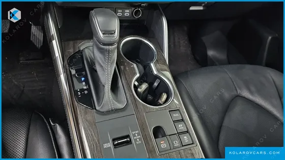 TOYOTA HIGHLANDER HYBRID LIMITED