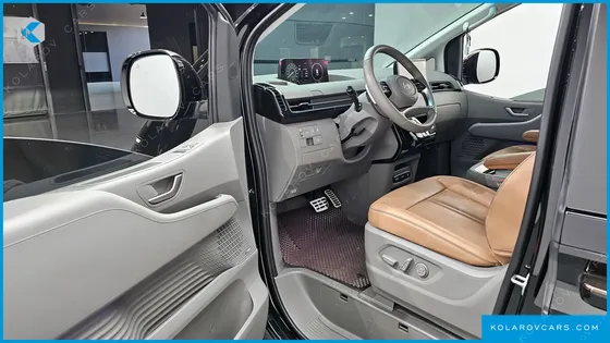 HYUNDAI STARIA HEV 1.6 LOUNGE 7-SEATER