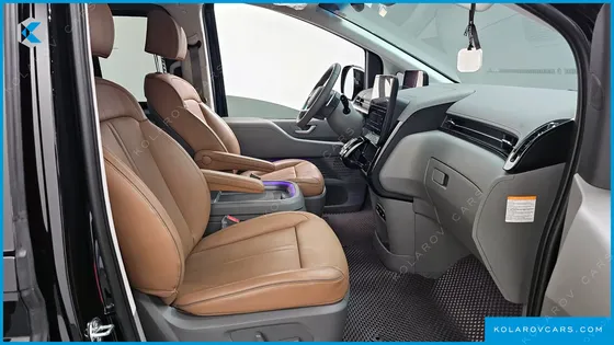 HYUNDAI STARIA HEV 1.6 LOUNGE 7-SEATER