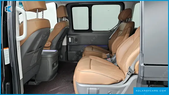 HYUNDAI STARIA HEV 1.6 LOUNGE 7-SEATER