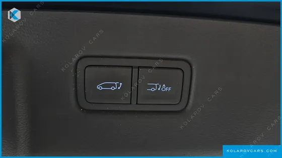 HYUNDAI STARIA HEV 1.6 LOUNGE 7-SEATER
