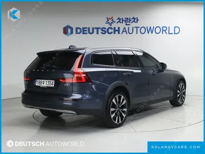 VOLVO V60 B5 ULTRA AWD