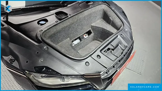 AUDI R8 5.2 V10 SPYDER