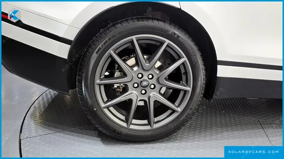 LAND ROVER RANGE ROVER VELAR 3.0 P400 R-DYNAMIC HSE