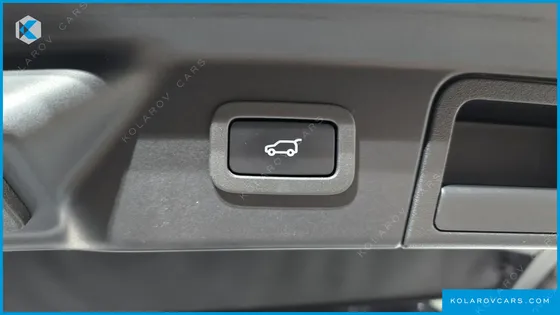 LAND ROVER RANGE ROVER VELAR 3.0 P400 R-DYNAMIC HSE