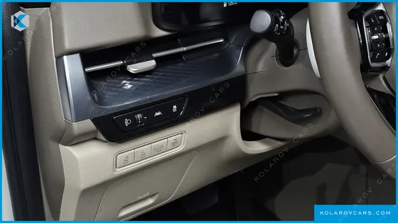 KIA CARNIVAL 9-SEATER HI-LIMOUSINE