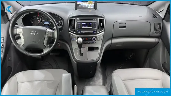HYUNDAI STAREX WAGON 11-SEATER