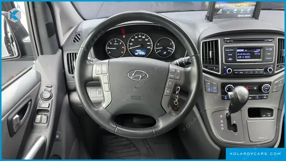 HYUNDAI STAREX WAGON 11-SEATER