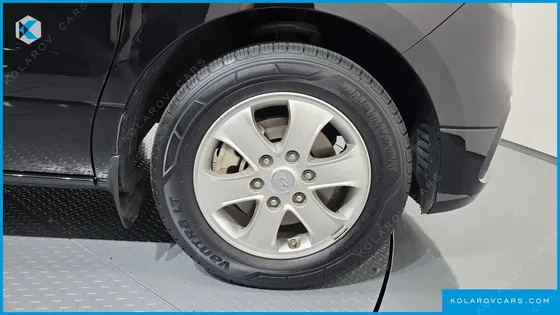 HYUNDAI STAREX WAGON 11-SEATER