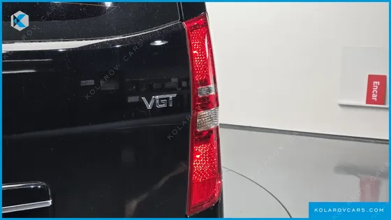 HYUNDAI STAREX WAGON 11-SEATER