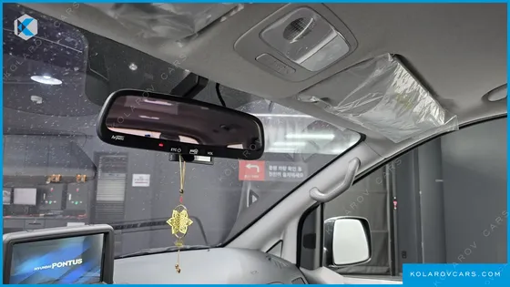 HYUNDAI STAREX WAGON 11-SEATER