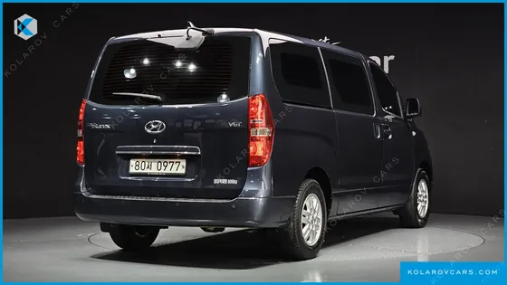 HYUNDAI STAREX VAN 3-SEATER