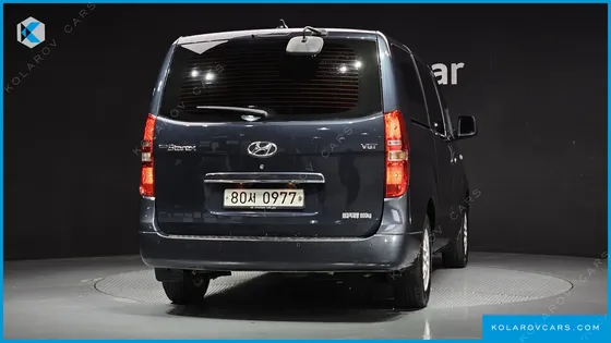 HYUNDAI STAREX VAN 3-SEATER