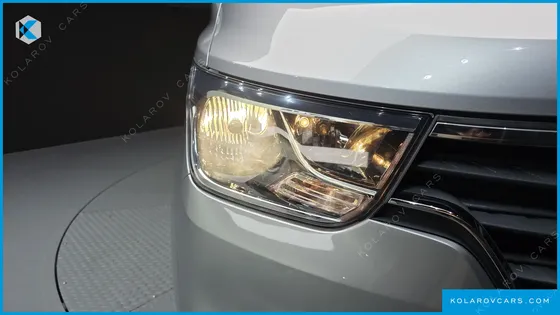 HYUNDAI STAREX URBAN 9-SEATER