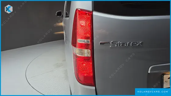 HYUNDAI STAREX URBAN 9-SEATER