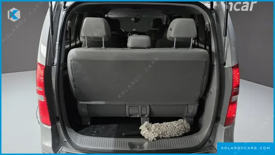 HYUNDAI STAREX URBAN 9-SEATER