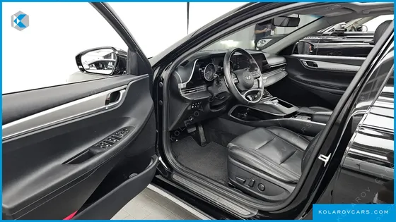 HYUNDAI GRANDEUR 3.0 LPI RENT CAR