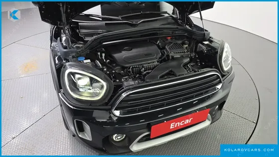 MINI COUNTRYMAN CLASSIC PLUS LAUNCH PACK