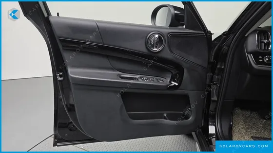 MINI COUNTRYMAN CLASSIC PLUS LAUNCH PACK