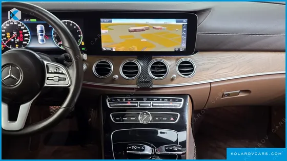 MERCEDES E-CLASS E300E EXCLUSIVE