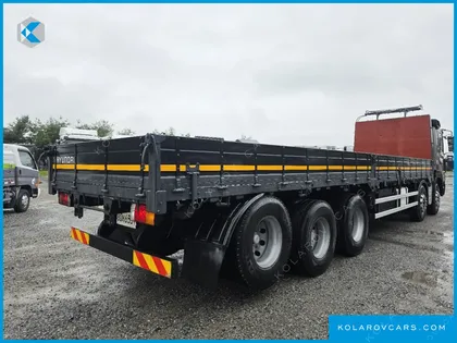 HYUNDAI TRAGO 10X4