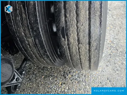 HYUNDAI TRAGO 10X4