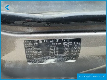 HYUNDAI TRAGO 10X4
