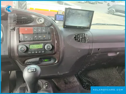 HYUNDAI MEGA TRUCK GOLD