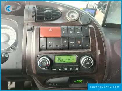 HYUNDAI MEGA TRUCK GOLD
