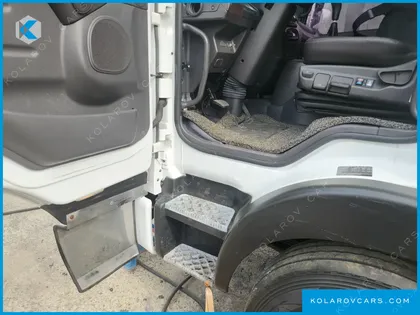 HYUNDAI MEGA TRUCK GOLD