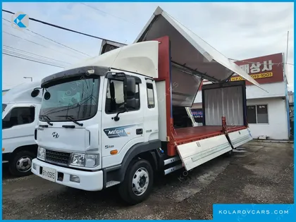 HYUNDAI MEGA TRUCK GOLD