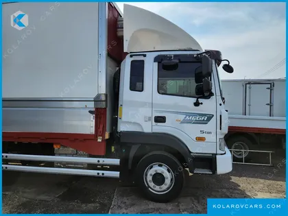 HYUNDAI MEGA TRUCK GOLD