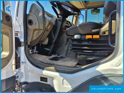 TATA DAEWOO NOBUS MID-SIZE TRUCK ROYAL