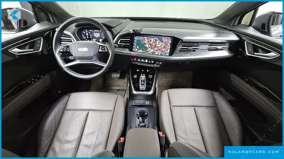 AUDI Q4 E-TRON 40 PREMIUM
