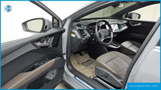 AUDI Q4 E-TRON 40 PREMIUM