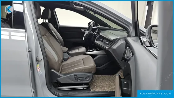 AUDI Q4 E-TRON 40 PREMIUM