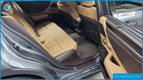 LEXUS ES EXECUTIVE