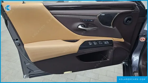 LEXUS ES EXECUTIVE