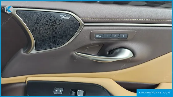 LEXUS ES EXECUTIVE