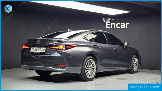 LEXUS ES LUXURY PLUS