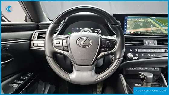 LEXUS ES LUXURY PLUS