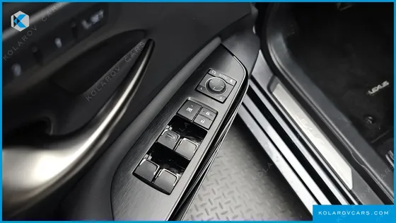 LEXUS ES LUXURY PLUS