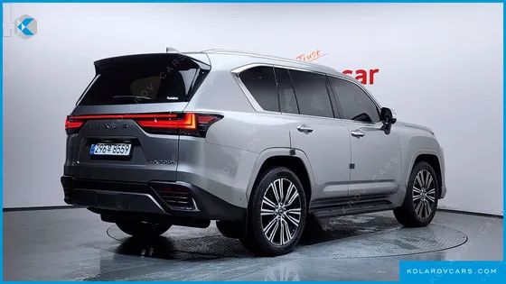 LEXUS LX 700H LUXURY