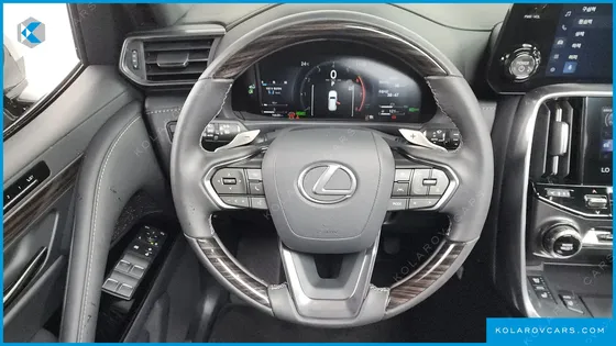 LEXUS LX 700H LUXURY