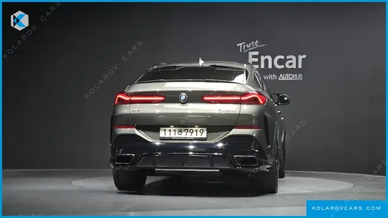 BMW X6 M50I