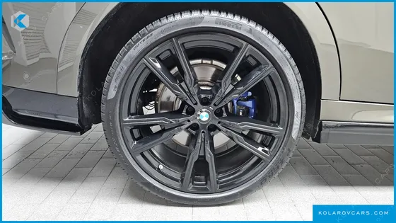 BMW X6 M50I