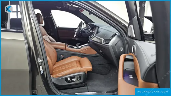 BMW X6 M50I
