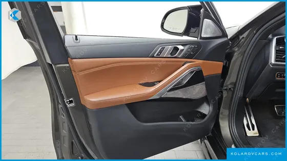 BMW X6 M50I