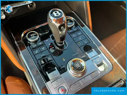 BENTLEY FLYING SPUR 4.0