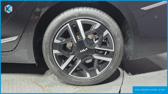 KIA K8 2.5 GASOLINE 2WD